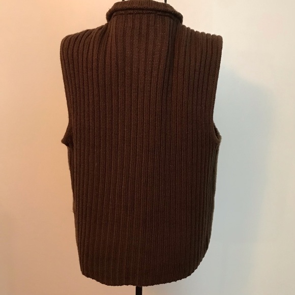 Ambra Faux Fur Brown Vest - Picture 3 of 8